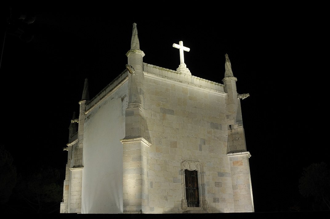 Igreja de Lisboa à noite