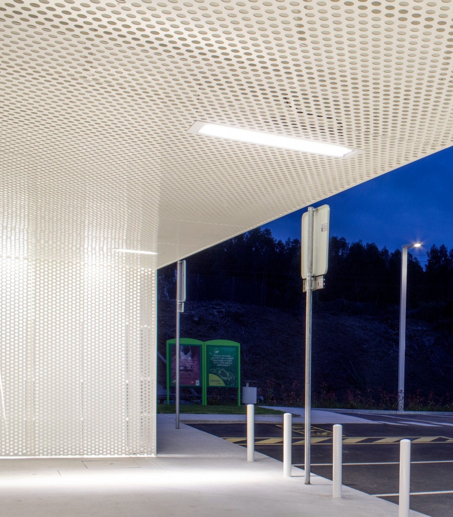 BP petrol stations in Leiria, Portugal — lighting by Lightware