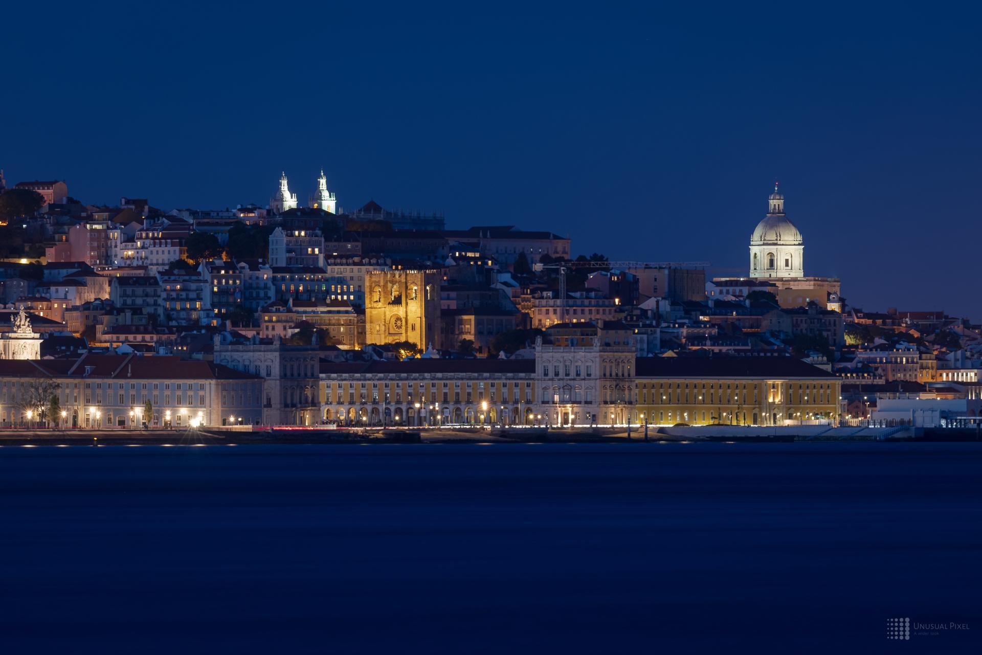 Miradouro de Lisboa iluminado
